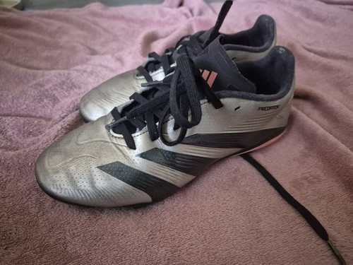 Adidas predator league firm - adidas,